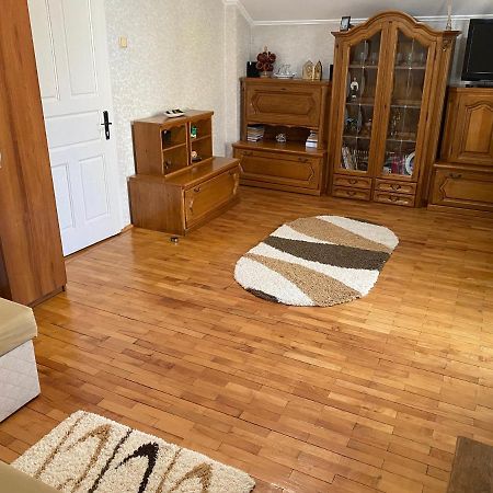 Apartament Mansarda Appartamento Curtea de Argeş Esterno foto